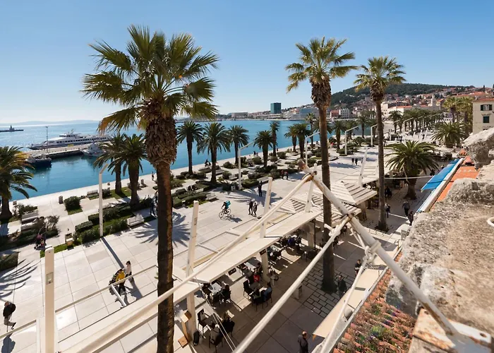 Und Riva Lucija Von Litto By Interhome Apartman